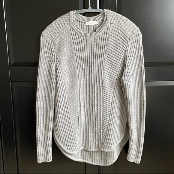 A.L.C. 100% Merino Wool Sweater (L) Gray - Picture 1 of 6